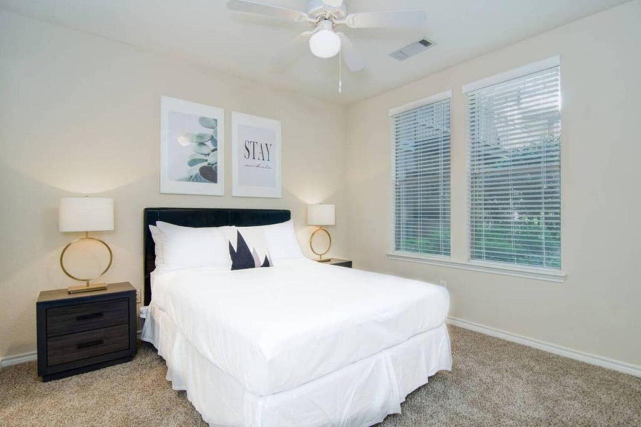 Apartment Walk To Downtown Memphis! Memphis